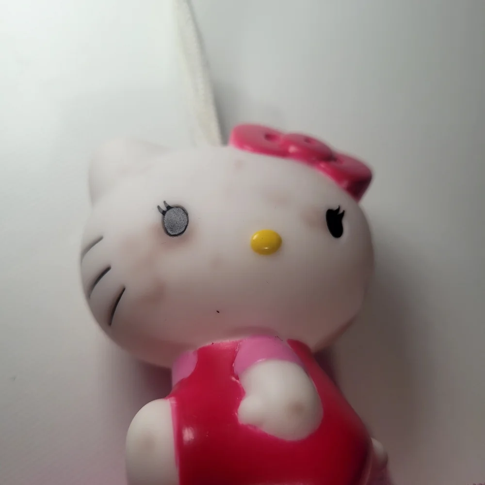 HELLO KITTY Bath Scrubby. Pink/White 5